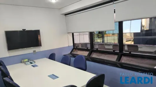 Sala Comercial com 3 Quartos à venda, 100m² no Água Branca, São Paulo