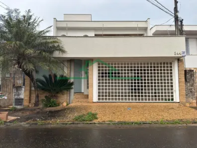 com 3 Quartos para alugar, 230m² no São Dimas, Piracicaba