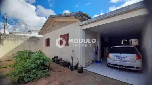 Casa com 4 Quartos à venda, 343m² no Marta Helena, Uberlândia