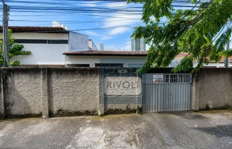 Casa com 3 Quartos para alugar, 190m² no Casa Forte, Recife