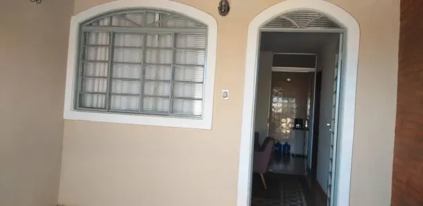 Casa com 2 Quartos à venda, 108m² no Conjunto Habitacional 31 de Março, Santa Bárbara D'Oeste