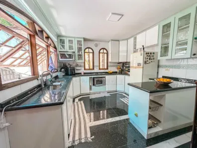 Casa com 3 Quartos à venda, 307m² no Baeta Neves, São Bernardo do Campo