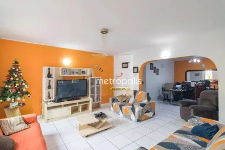 Sobrado com 3 Quartos à venda, 300m² no Vila Scarpelli, Santo André
