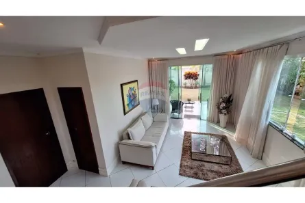 Casa com 4 Quartos à venda, 450m² no Aruana, Aracaju