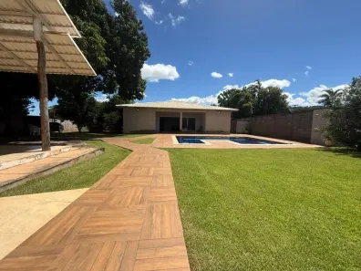Casa com 7 Quartos à venda, 355m² no , Buriti Alegre