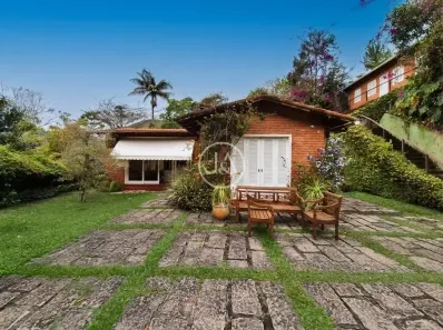Casa com 3 Quartos à venda, 218m² no Itaipava, Petrópolis