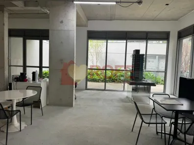 Ponto Comercial para alugar, 325m² no Indianópolis, São Paulo