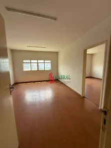 Prédio Comercial para alugar, 650m² no Jardim Guarulhos, Guarulhos