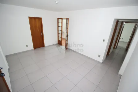 Apartamento com 2 Quartos para alugar, 57m² no Centro, Pelotas