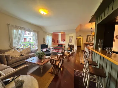 Apartamento com 4 Quartos à venda, 188m² no Vila Capivari, Campos do Jordão
