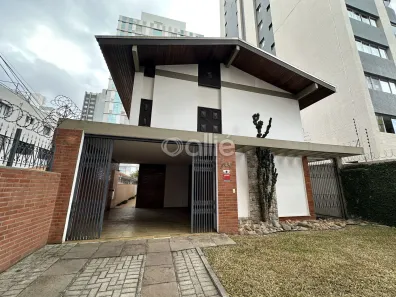 Casa com 5 Quartos para alugar, 447m² no Centro, Curitiba