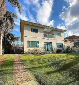 Casa com 5 Quartos à venda, 480m² no Catarcione, Nova Friburgo