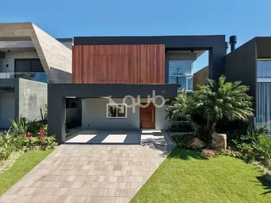 Sobrado com 4 Quartos à venda, 275m² no , Capão da Canoa