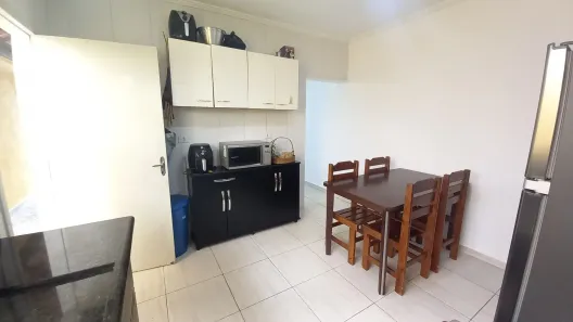 Casa com 2 Quartos à venda, 70m² no Melvi, Praia Grande
