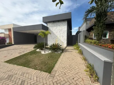 Casa de Condomínio com 3 Quartos à venda, 200m² no Vila Santa Maria, Piratininga