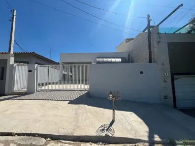 Casa com 3 Quartos para alugar, 150m² no Jardim Bela Vista III, Cosmópolis
