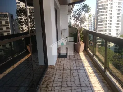 Apartamento com 3 Quartos à venda, 240m² no Campo Belo, São Paulo