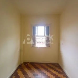 Casa com 2 Quartos para alugar, 58m² no Jardim Botânico, Porto Alegre