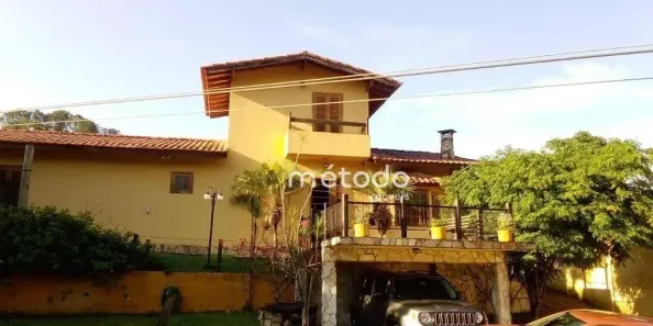 Fazenda/Sítio com 3 Quartos à venda, 175m² no Maracatu, Guararema