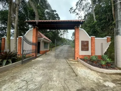 Lote/Terreno à venda, 1400m² no Quarteirão Ingelheim, Petrópolis