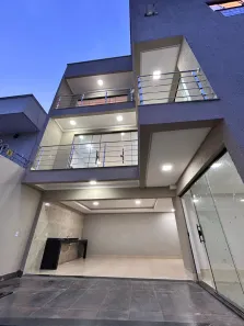 Sobrado com 4 Quartos à venda, 250m² no Setor Gentil Meireles, Goiânia