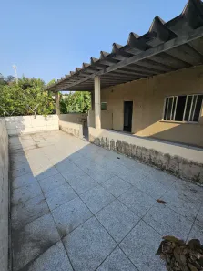 Casa com 6 Quartos à venda, 150m² no Jardim Primavera, Duque de Caxias
