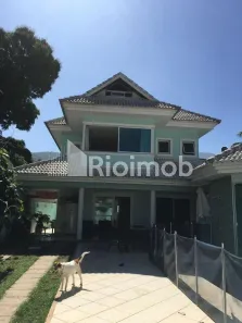 Casa de Condomínio com 3 Quartos à venda, 230m² no Vargem Grande, Rio de Janeiro