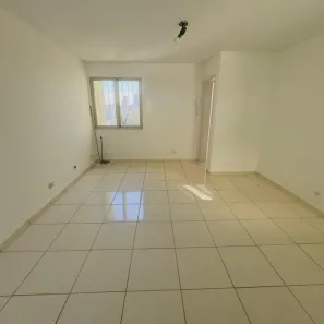 Apartamento com 2 Quartos para alugar, 60m² no Setor Central, Goiânia