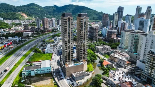 Apartamento com 3 Quartos à venda, 120m² no Centro, Itapema