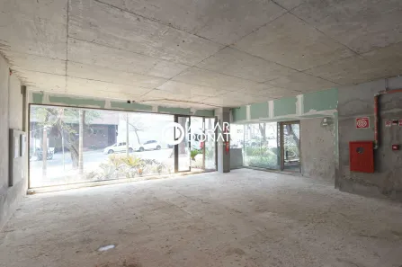 Ponto Comercial para alugar, 200m² no Santa Efigênia, Belo Horizonte