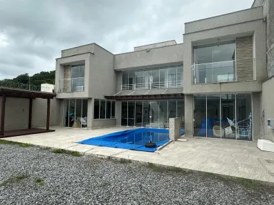Sobrado com 6 Quartos à venda, 195m² no Barra, Balneário Camboriú