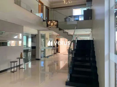 Casa de Condomínio com 3 Quartos à venda, 260m² no Aclimação, Uberlândia