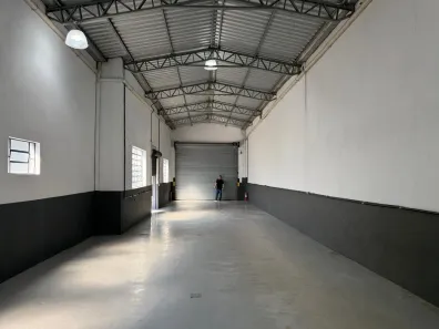 Galpão/Depósito/Armazém à venda, 310m² no Vila Anastácio, São Paulo