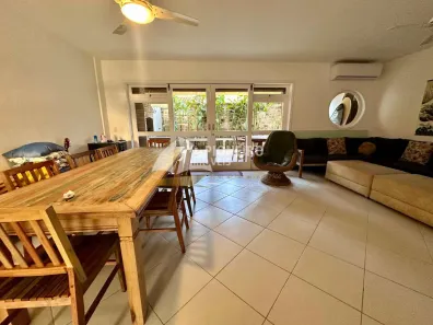 Casa de Condomínio com 4 Quartos à venda, 180m² no Camburi, São Sebastião