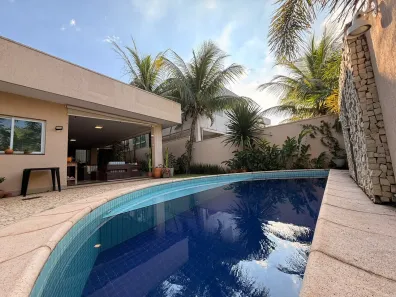 Casa de Condomínio com 4 Quartos à venda, 350m² no Jardins Atenas, Goiânia