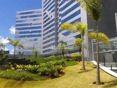 Sala Comercial para venda ou aluguel, 40m² no Green Valley Alphaville, Barueri