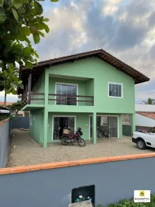 Casa com 4 Quartos para alugar, 176m² no Centro, Balneário Barra do Sul