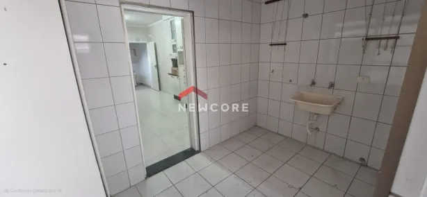 Sobrado com 3 Quartos à venda, 180m² no Vila São Vicente, São Paulo