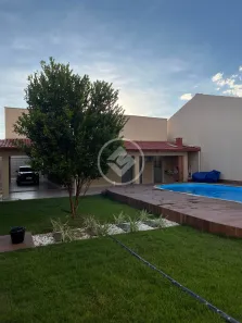 Casa com 3 Quartos à venda, 200m² no Setor Bueno, Goiânia