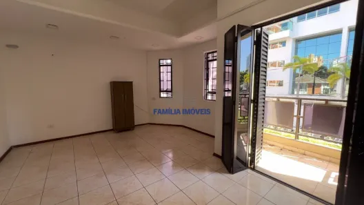 com 5 Quartos para alugar, 270m² no Ponta da Praia, Santos