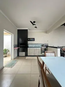 Casa de Condomínio com 3 Quartos à venda, 150m² no São Luiz, Paulínia