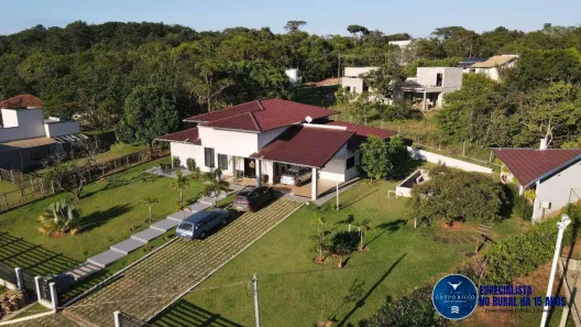 Fazenda/Sítio com 3 Quartos à venda, 300m² no Vila Grimpas, Hidrolândia