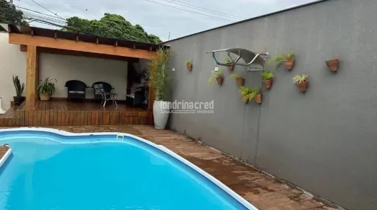 Imóvel Comercial à venda, 144m² no Conjunto Habitacional Milton Gavetti, Londrina
