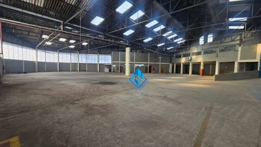 Galpão/Depósito/Armazém para alugar, 1200m² no Casa Grande, Diadema