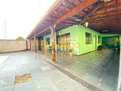 Casa com 3 Quartos à venda, 180m² no Parque Turistas, Contagem