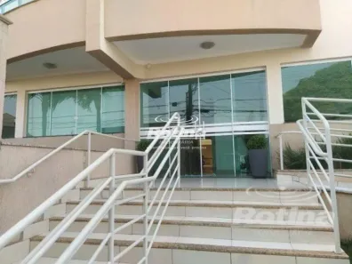 Apartamento com 3 Quartos para alugar, 100m² no Brasil, Uberlândia