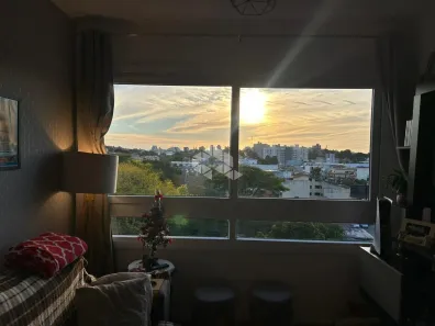Apartamento com 2 Quartos à venda, 58m² no Camaquã, Porto Alegre