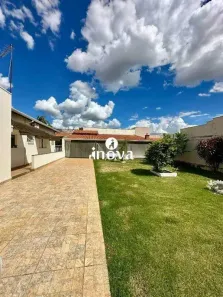 Casa com 7 Quartos à venda, 292m² no Grande Horizonte, Uberaba