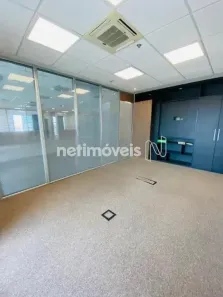 Sala Comercial para alugar, 242m² no Vila Cordeiro, São Paulo