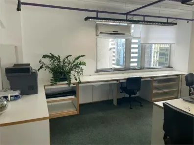 Sala Comercial à venda, 117m² no Cidade Monções, São Paulo